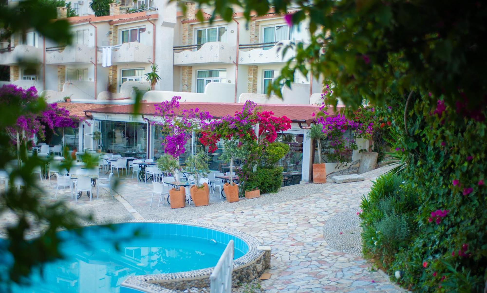 Bougainville Bay Apartments Саранда Екстер'єр фото