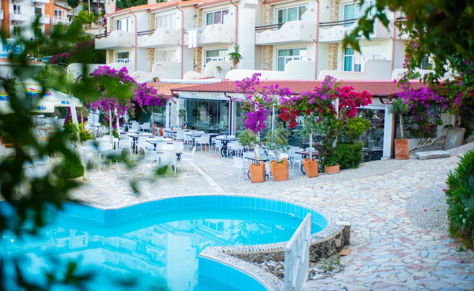 Bougainville Bay Apartments Саранда Екстер'єр фото